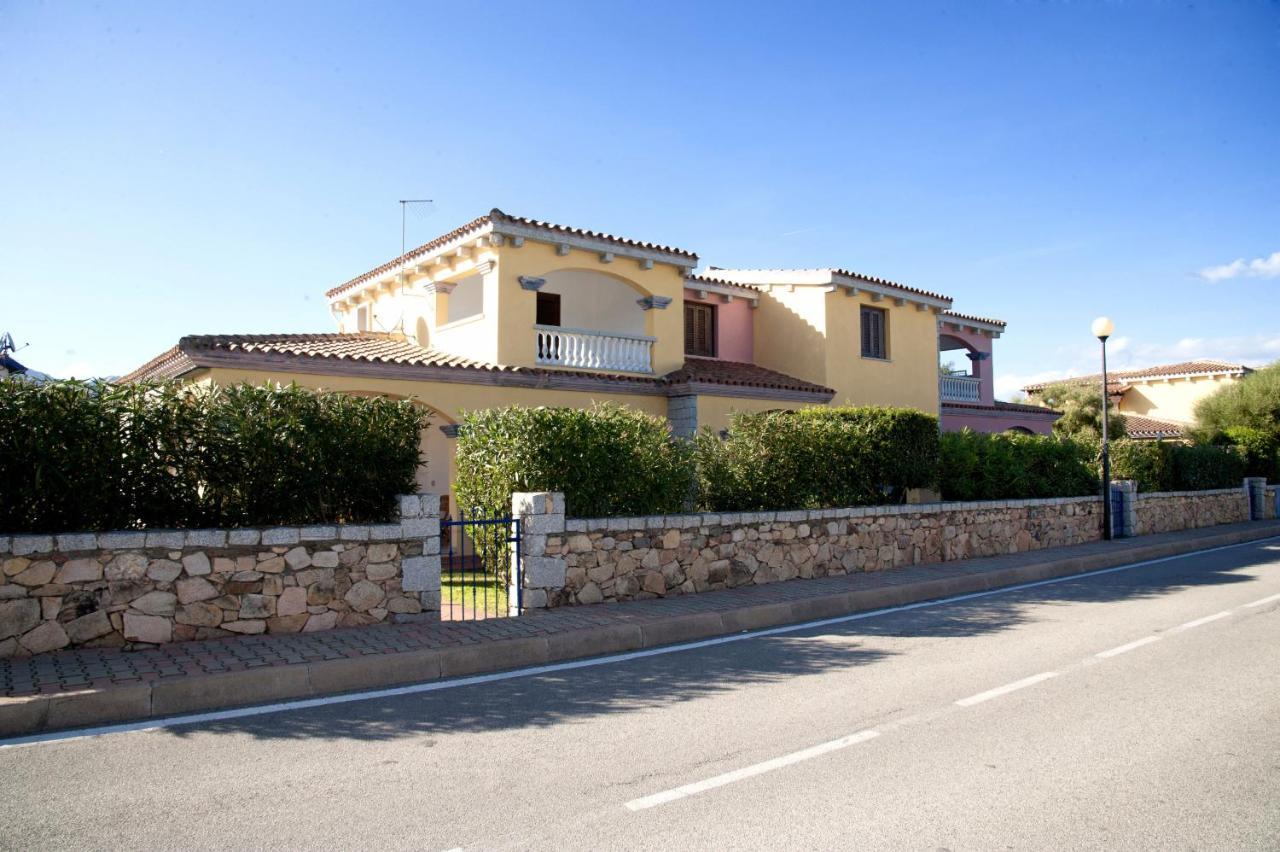 Residence Oasi E Oasi Blu San Teodoro  Kültér fotó