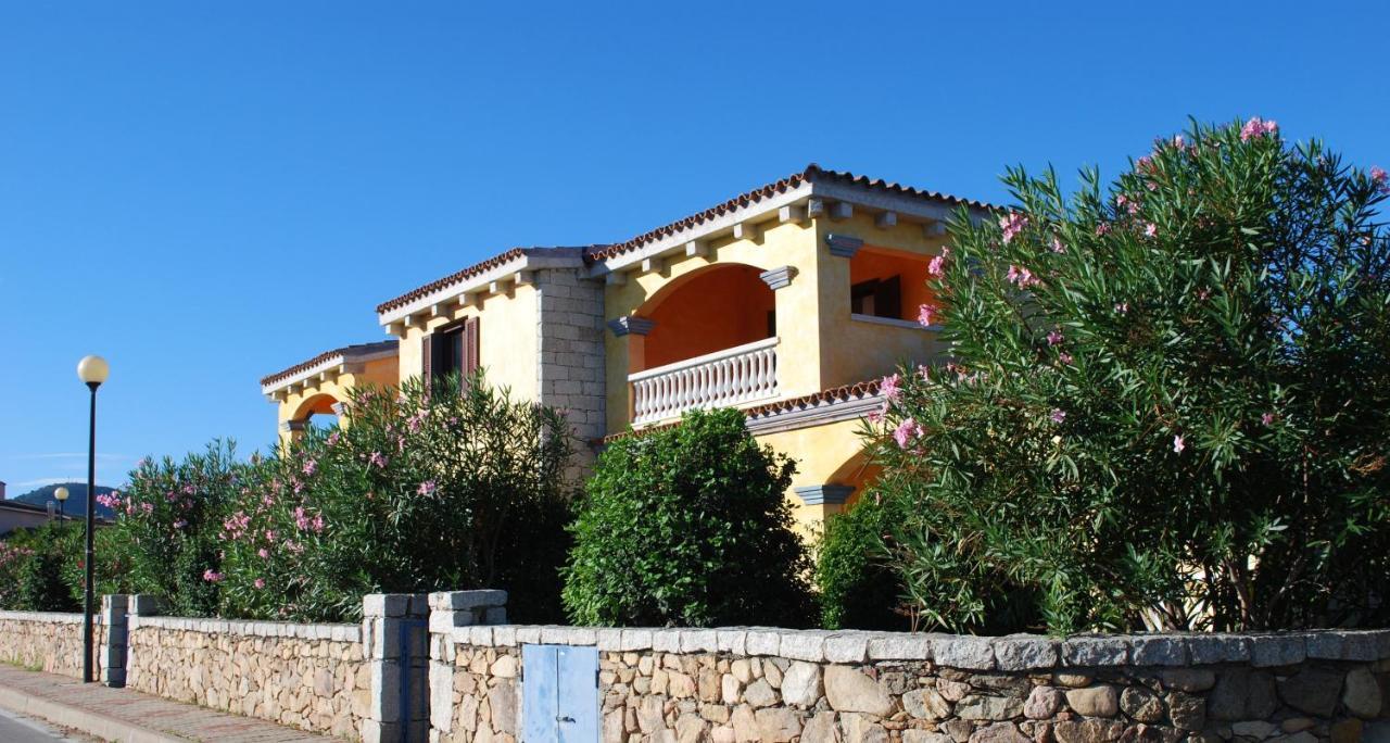 Residence Oasi E Oasi Blu San Teodoro  Kültér fotó