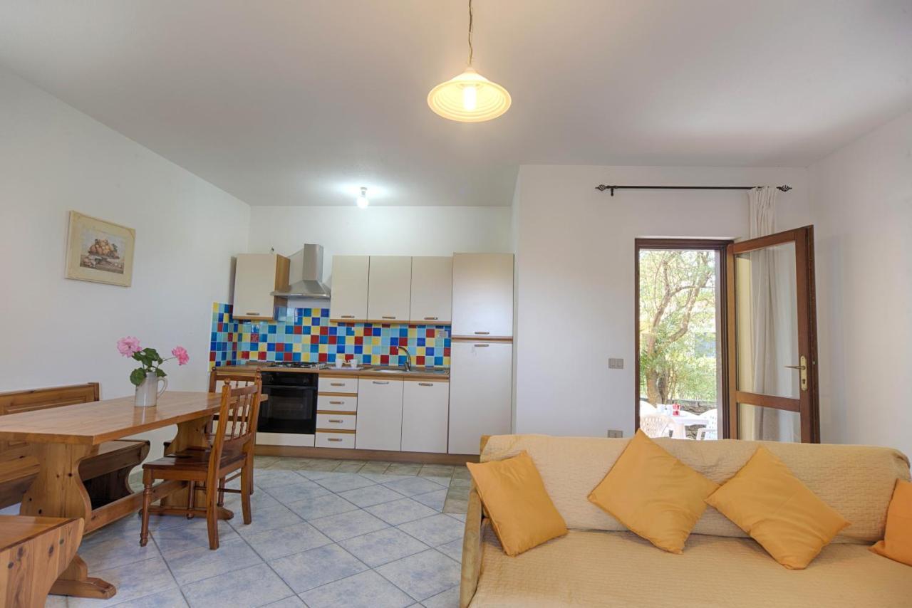 Residence Oasi E Oasi Blu San Teodoro  Kültér fotó