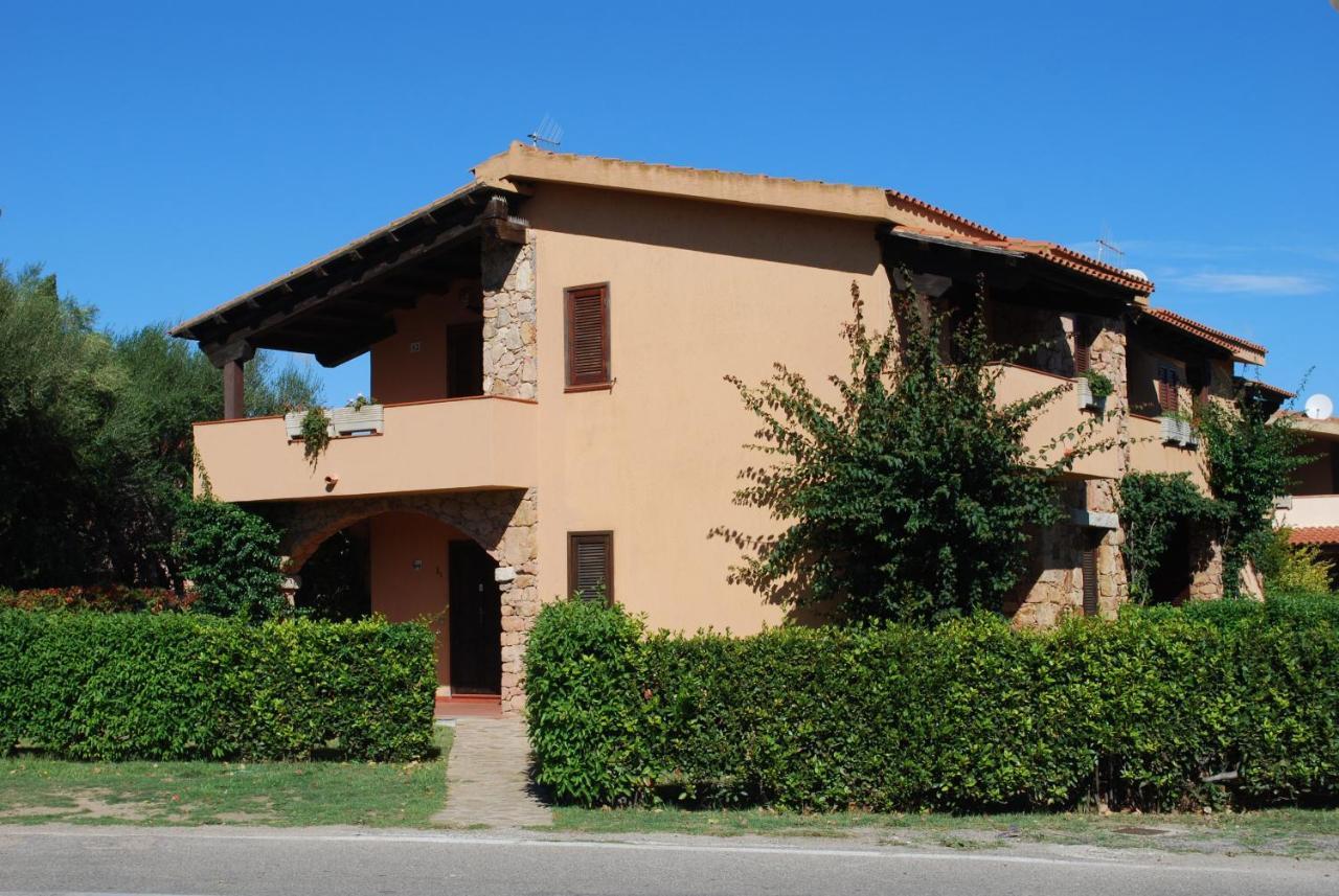 Residence Oasi E Oasi Blu San Teodoro  Kültér fotó