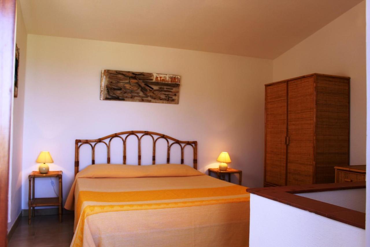 Residence Oasi E Oasi Blu San Teodoro  Kültér fotó