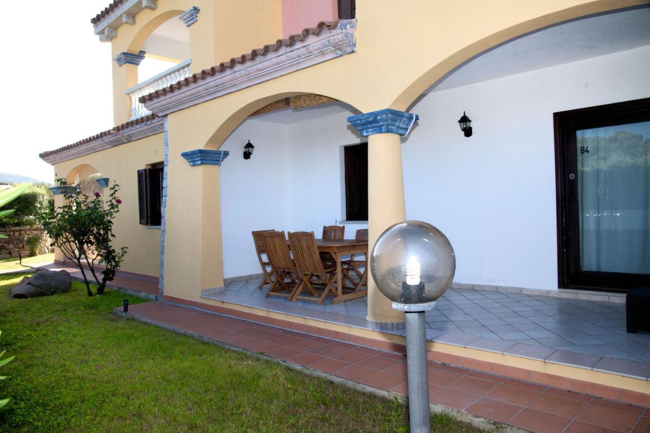 Residence Oasi E Oasi Blu San Teodoro  Kültér fotó