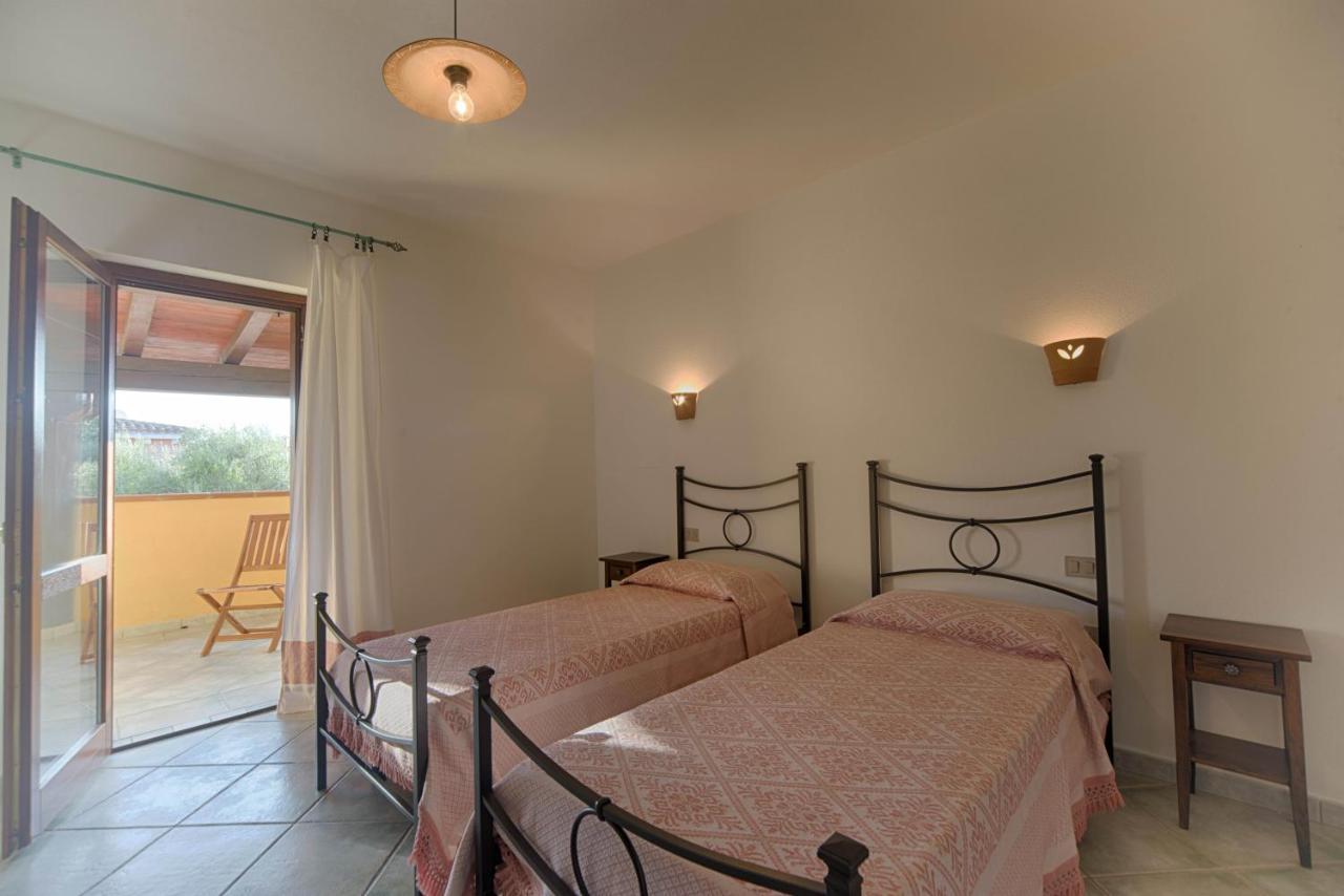 Residence Oasi E Oasi Blu San Teodoro  Kültér fotó