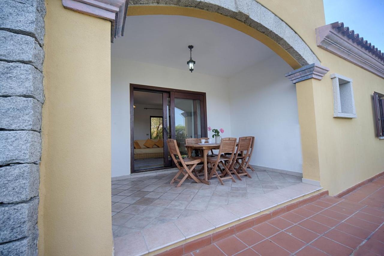 Residence Oasi E Oasi Blu San Teodoro  Kültér fotó