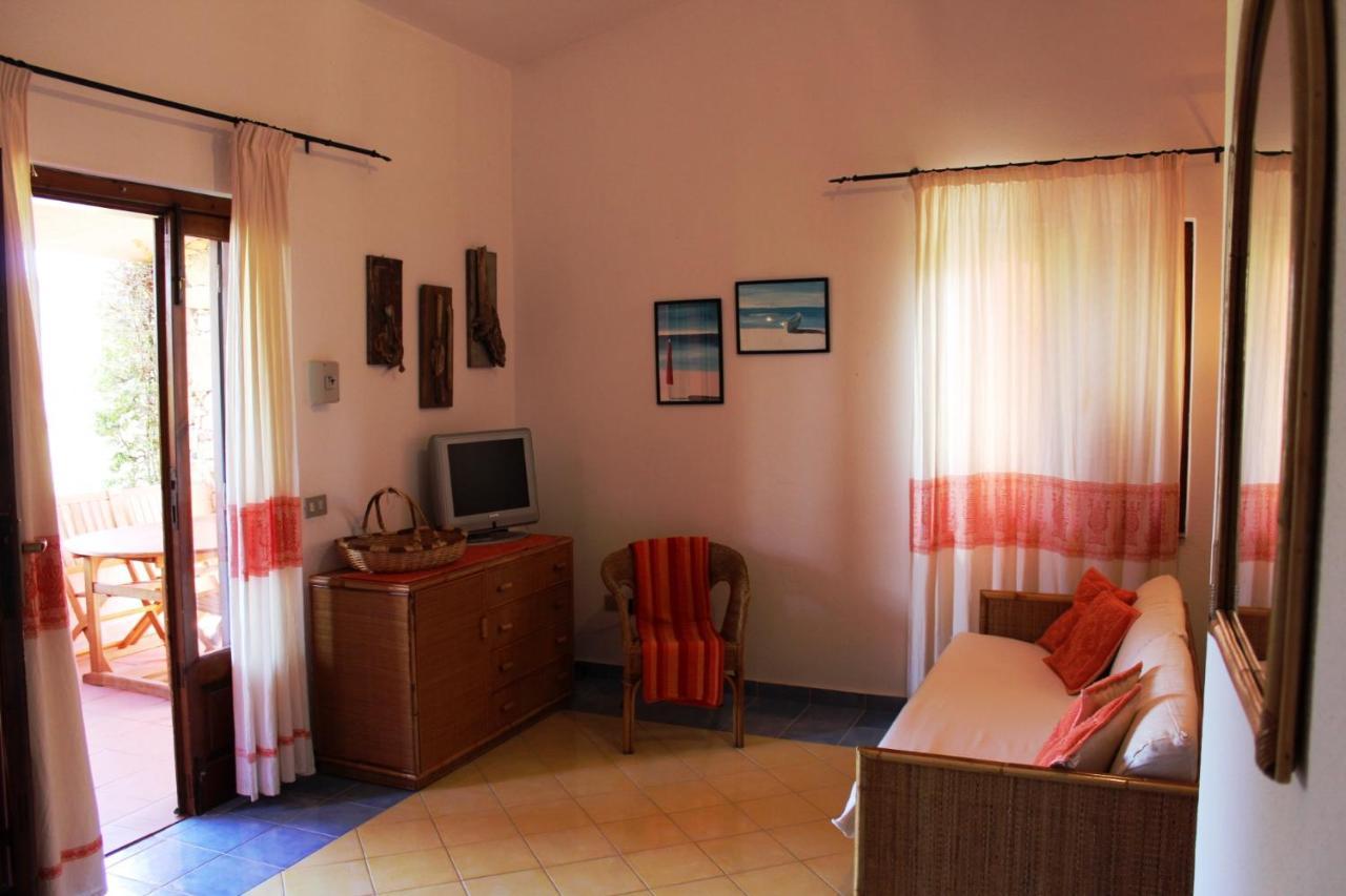 Residence Oasi E Oasi Blu San Teodoro  Kültér fotó